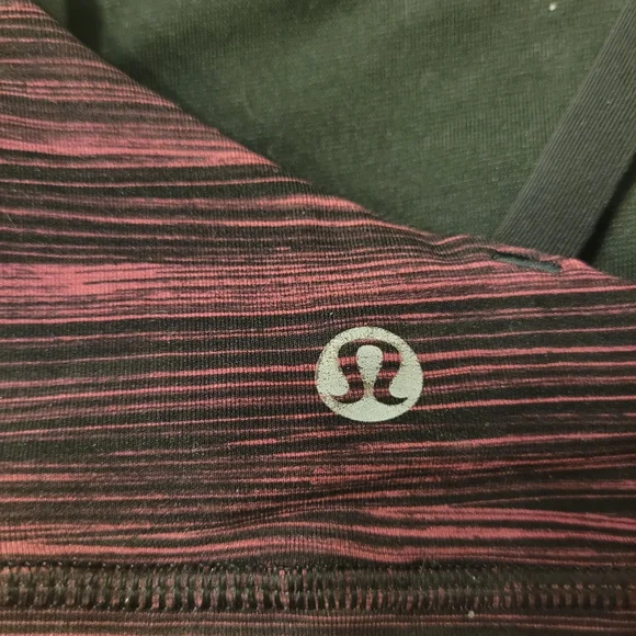 Lululemon Low Tide Blush Berry Black Energy Cross Strap Sports Bra size 4 - Picture 6 of 8